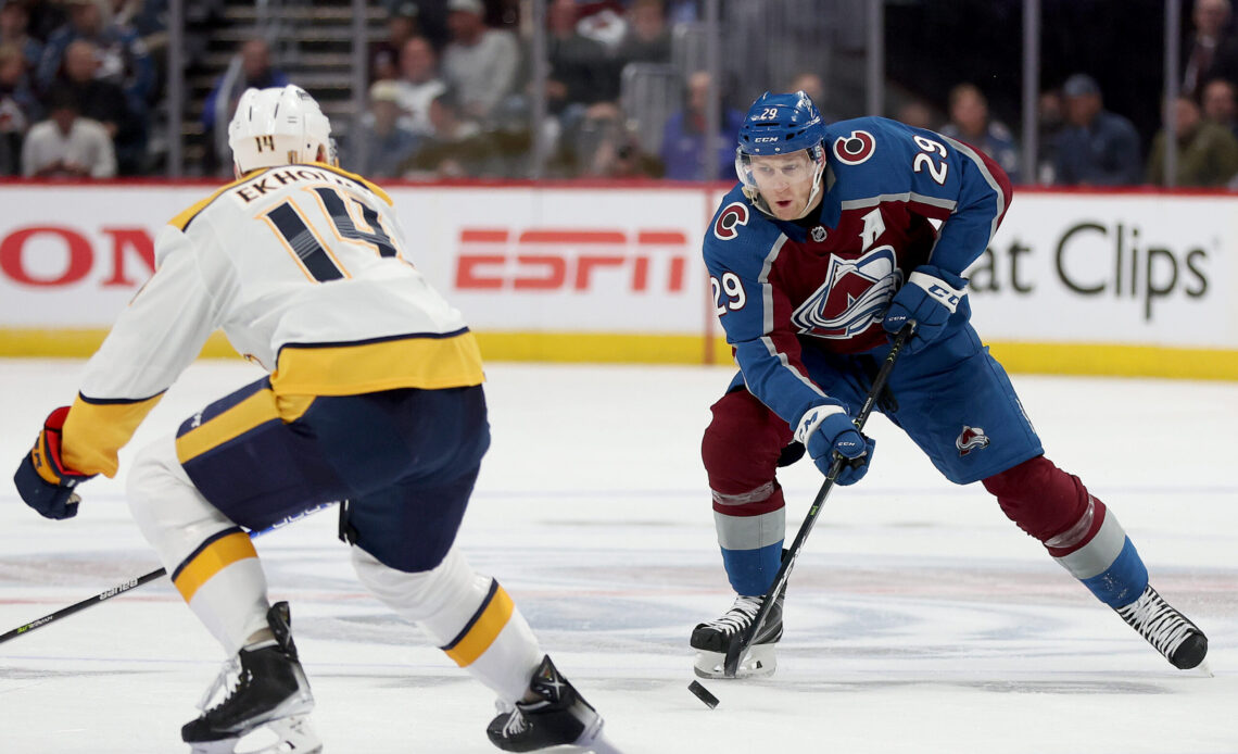 3 Takeaways From Colorado Avalanche's 7-2 Win Over Predators in Game 1