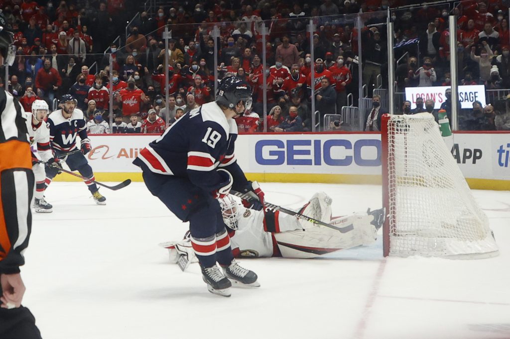 East Notes: Backstrom, Panthers, Johansson, Nedeljkovic