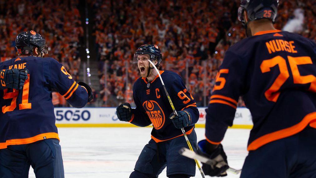 McDavid earns his M-V-P chants; Panthers on brink