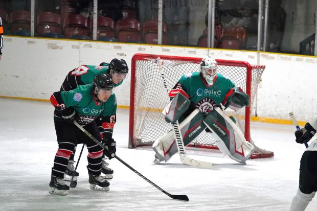 Basingstoke Gazette: Tom Banner (number 4 on the back). Pic by Jo Loat