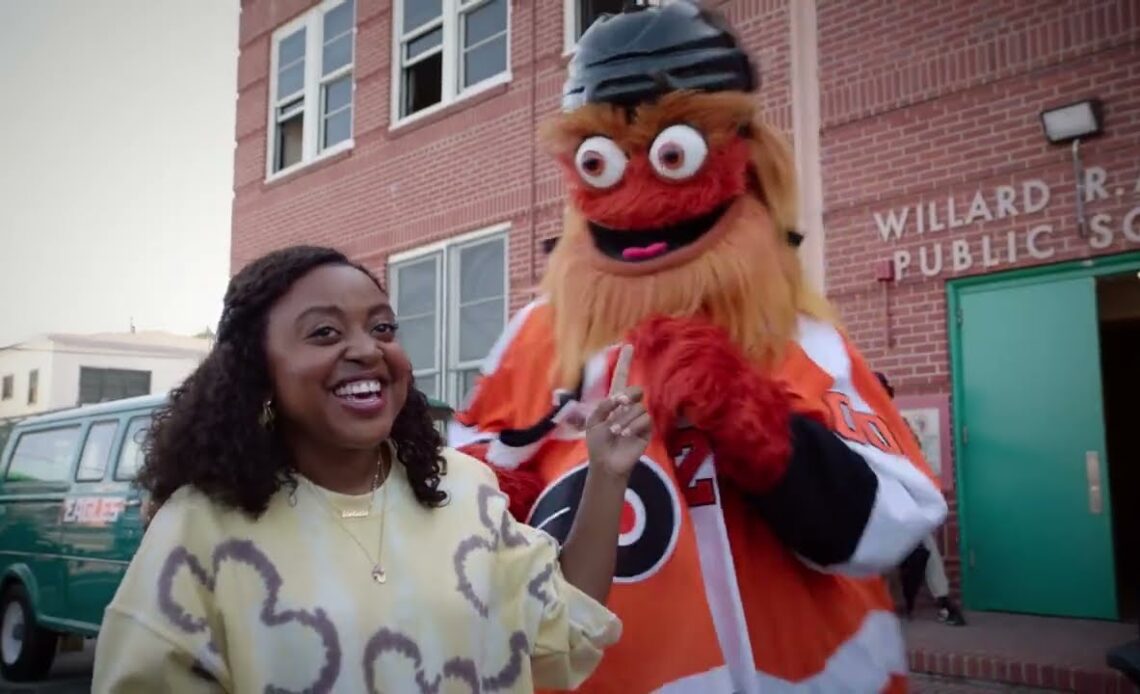 Behind the Scenes of Gritty visiting Abbott Elementary