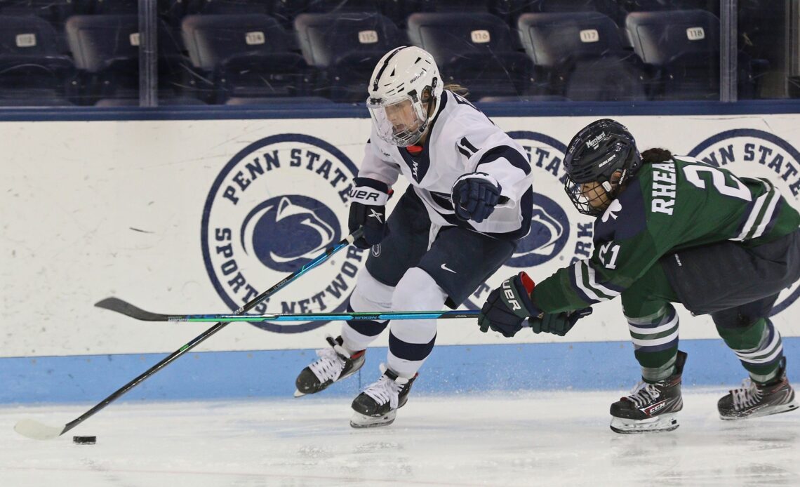 Women's Hockey Takes On Mercyhurst At Home