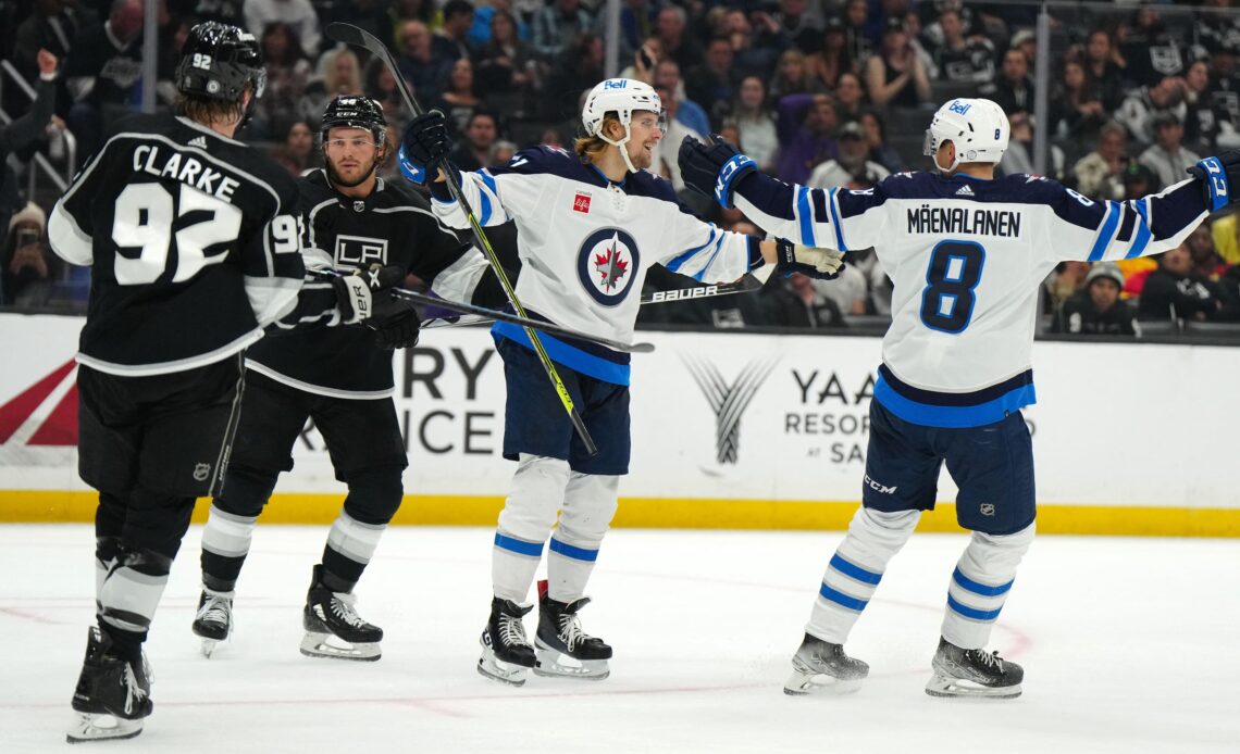 Jonsson-Fjallby scores go-ahead goal as Jets rally past Kings
