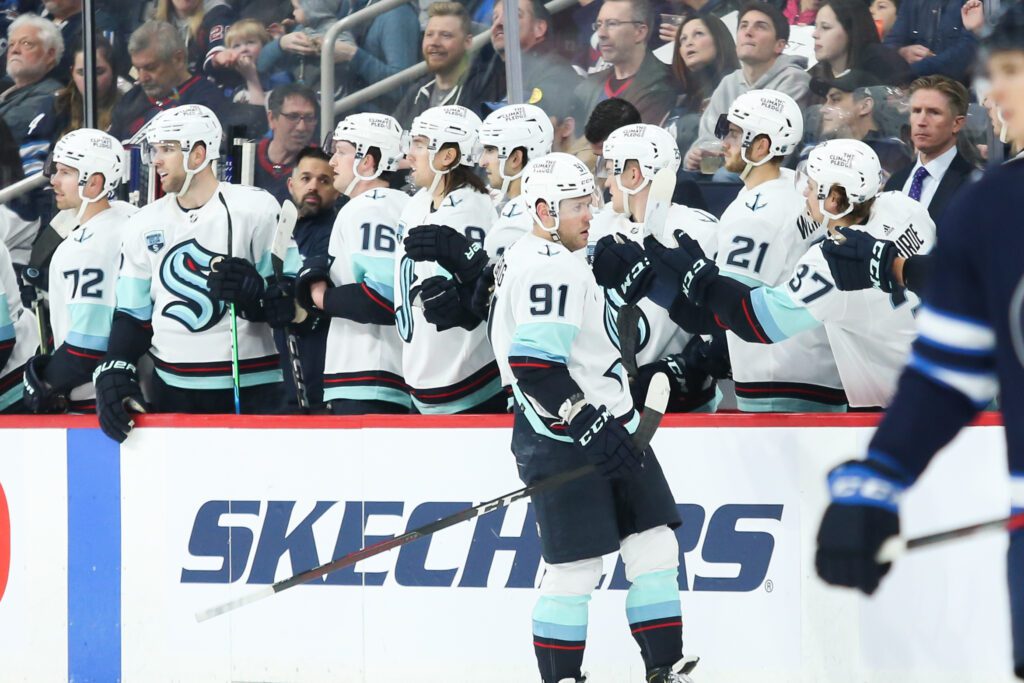 Snapshots: Sprong, Dickinson, Mailloux