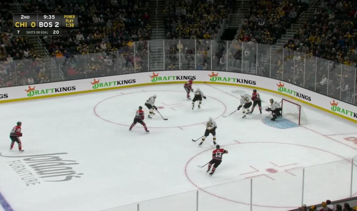 Jonathan Toews with a Goal vs. Boston Bruins