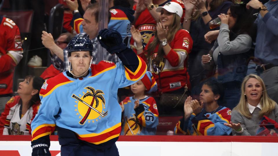 Matthew Tkachuk headlines this week's edition of the NHL's best and worst, topped off by a superstar performance against his former team. (Getty Images)