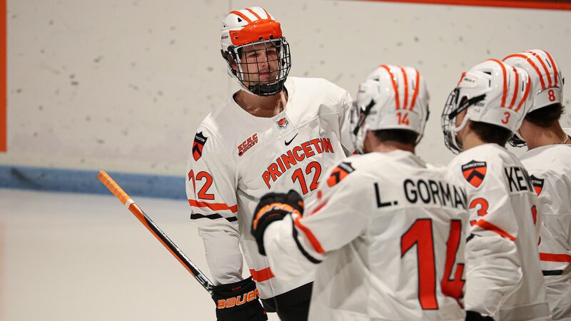 Men's Ice Hockey Set For Two At No. 20 RIT