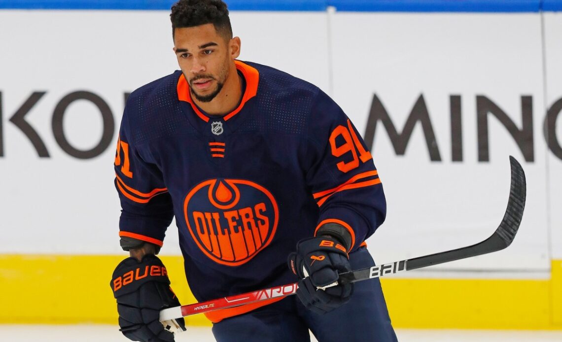 Oilers’ Evander Kane to Undergo Surgery After Scary Injury on Ice