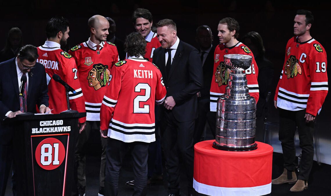 Which numbers should Blackhawks retire after Marian Hossa?