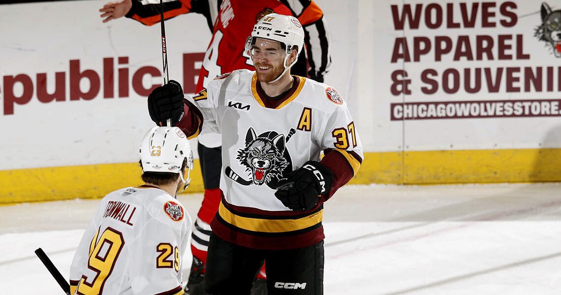 Wolves Edge IceHogs 3-2 - Chicago Wolves