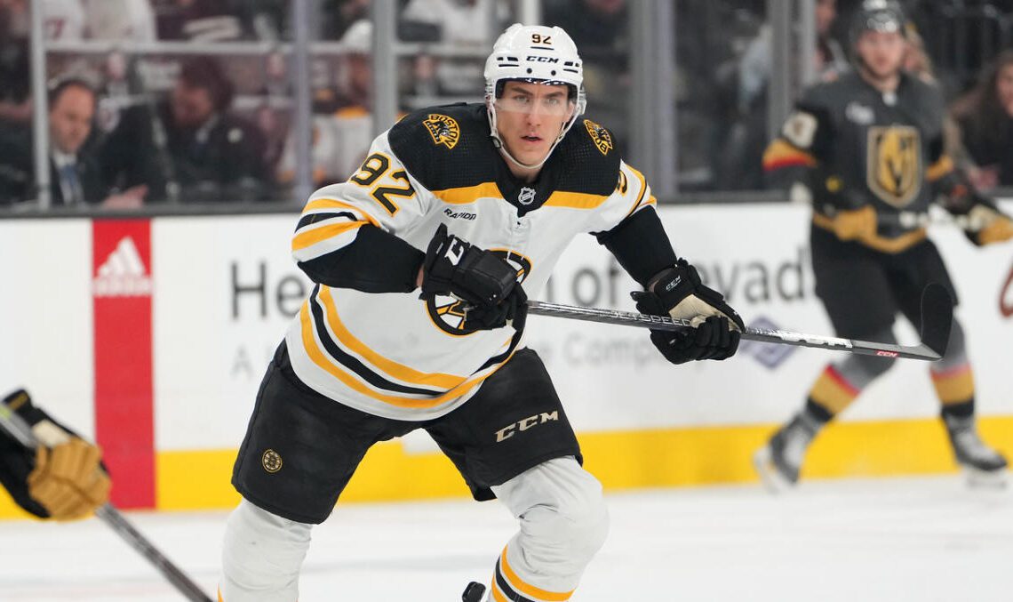 Bruins share updates on Tomas Nosek, Brandon Carlo injuries