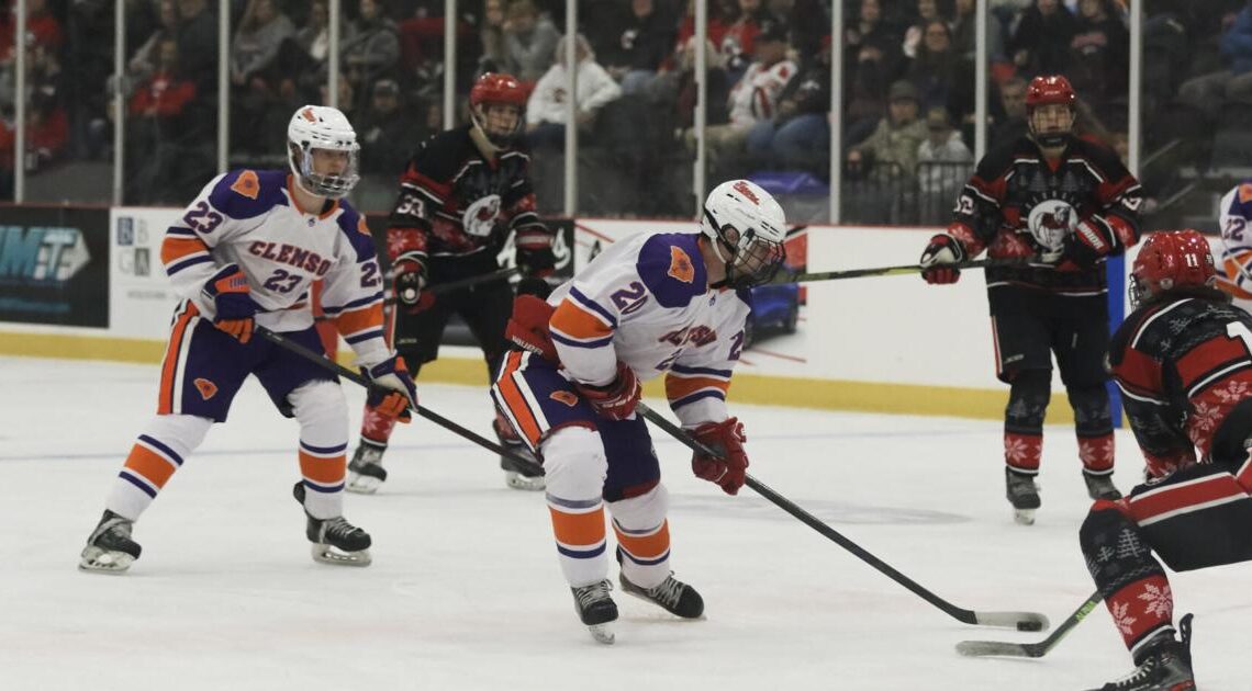 Clemson ice hockey sweeps weekend series against Middle Tennessee | Sports