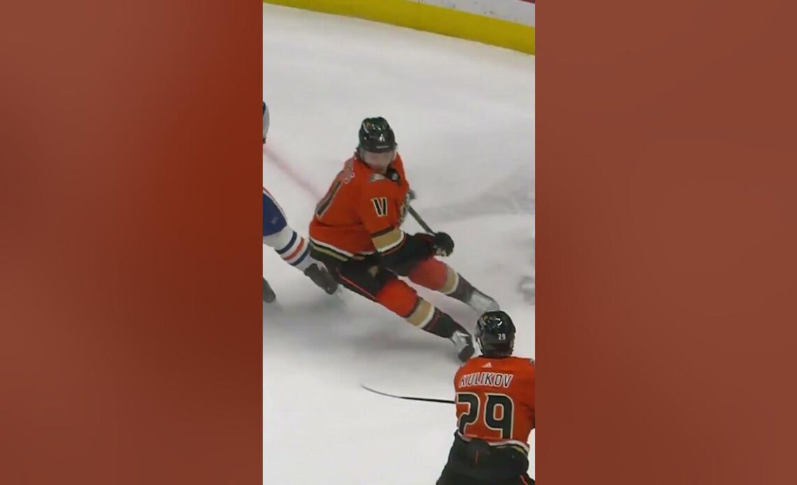 McDavid gives us ballet on ice 🌰🔨