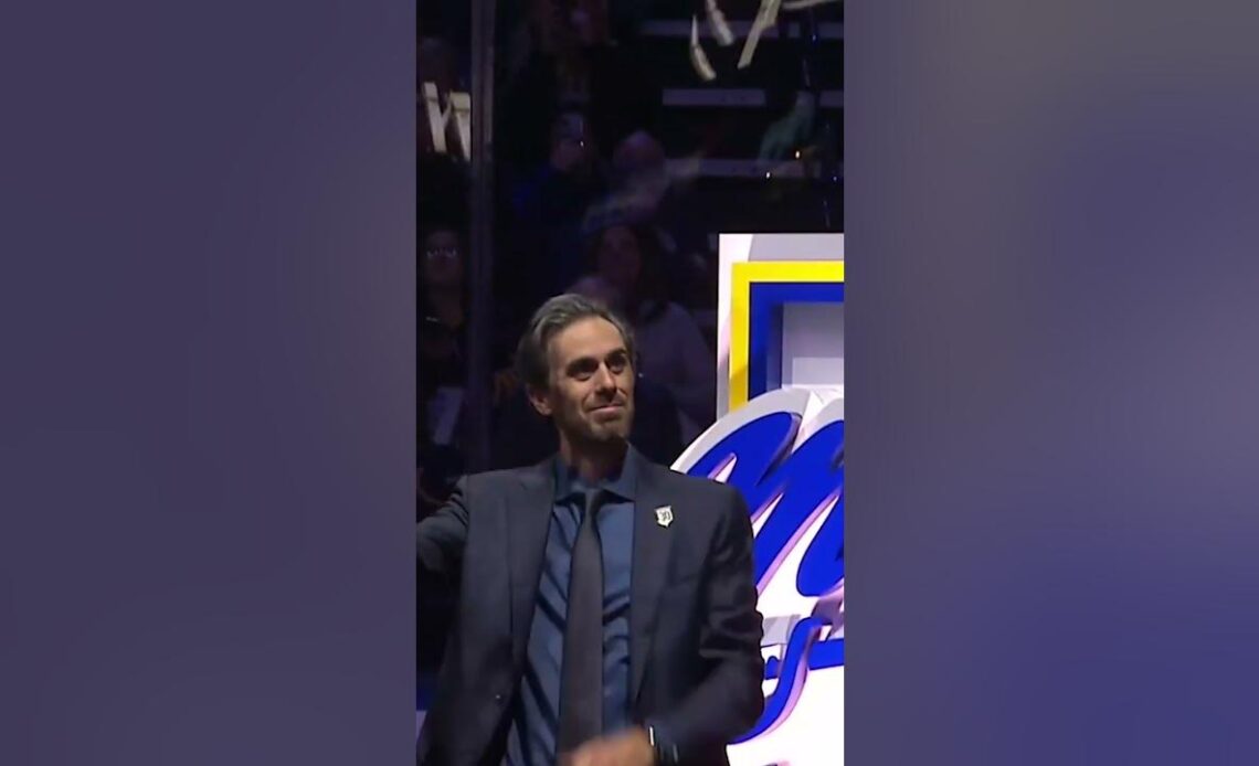 Ryan Miller's #30 goes into the rafters!