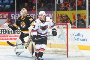 Bruins Double Phantoms 4-2 on Friday Night