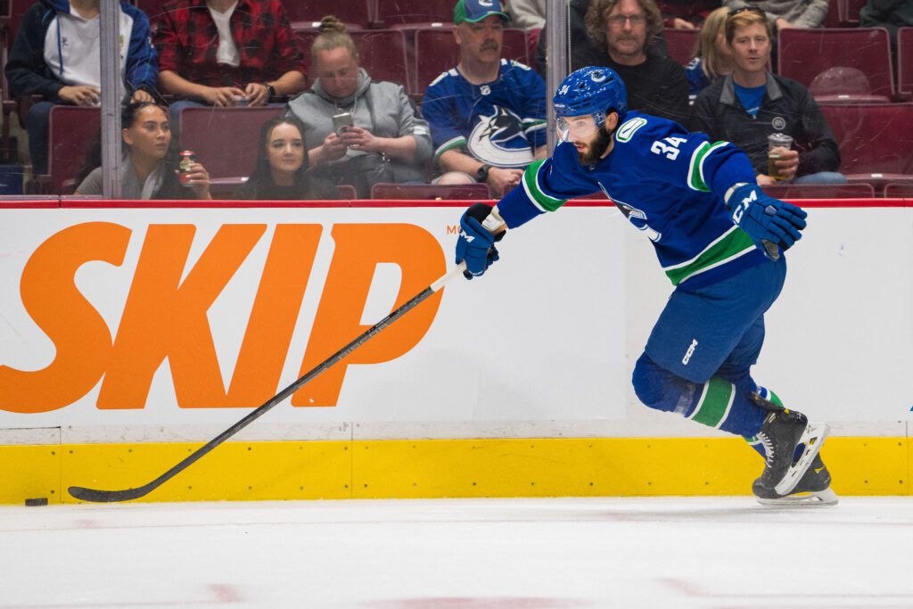 Canucks Sign Phillip Di Giuseppe To Two-Year Extension