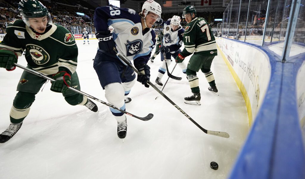 Stastney Recalled by Predators - Milwaukee Admirals