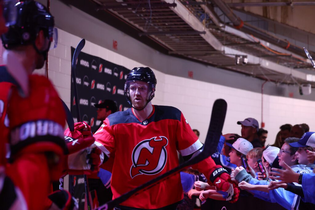 Evening Notes: Devils, Svechnikov, Hill