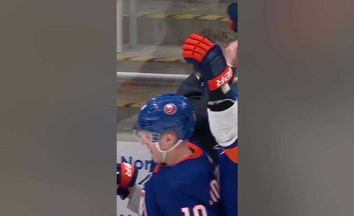 1st game, 1st WIN feeling 🥳 🏒