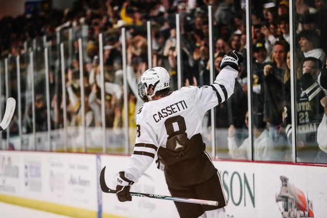 Hockey Heads to Miami to Resume NCHC Play