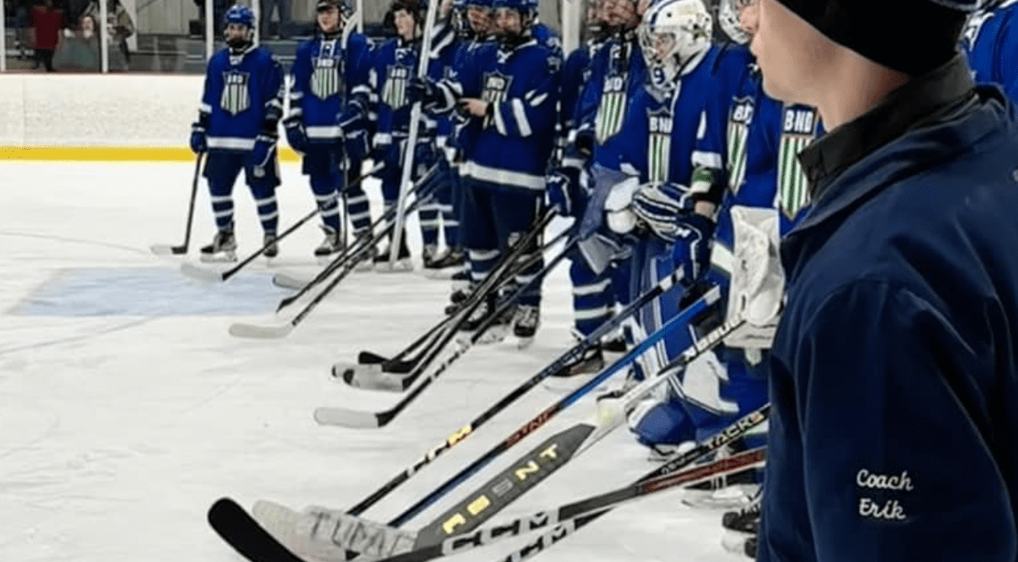 ICE HOCKEY: United extends winning streak to 11 with win over titanic Pittsford squad | Sport