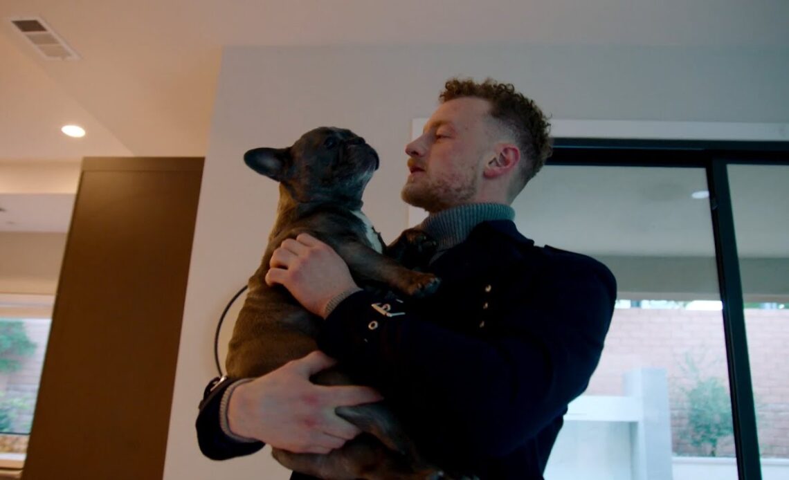 Jack Eichel Gives His Dog Some Attention | Road to the NHL Winter Classic
