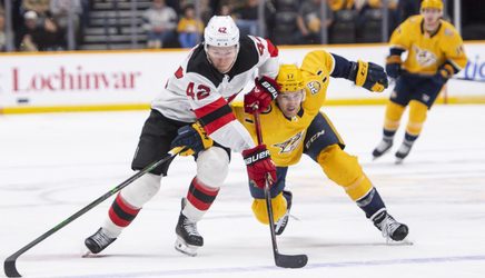 Devils pull out come-from-behind win over Predators, 4-2