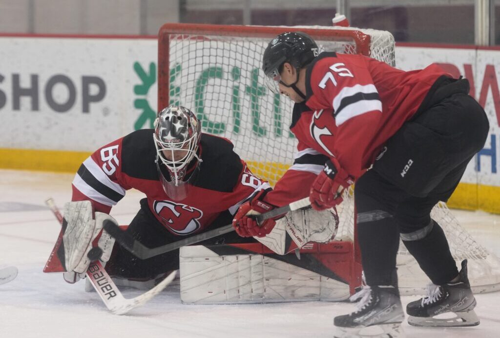 New Jersey Devils Sign Isaac Poulter To Two-Year Deal