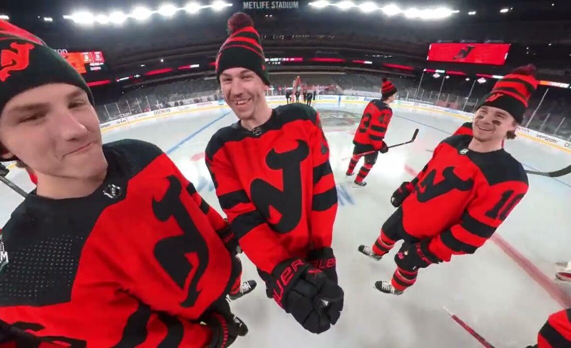 Selfie Cam @ Stadium Series | Panarin, Zamula, Horvat, Bastian