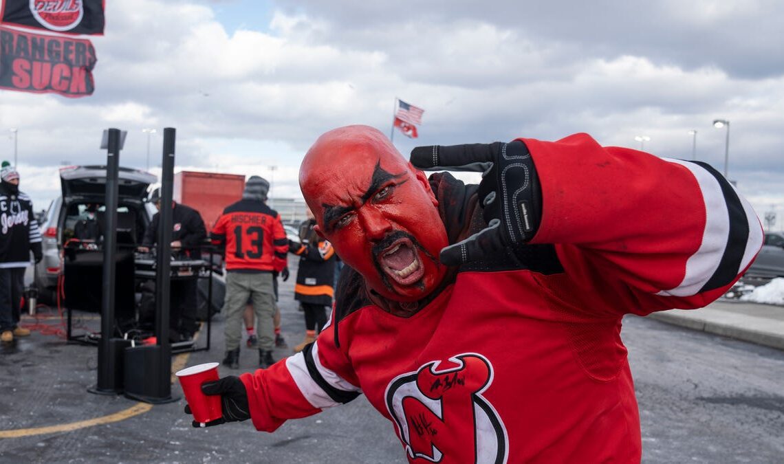 Tailgating at MetLife for Devils vs. Flyers NHL Stadium Series game: Photos - NorthJersey.com