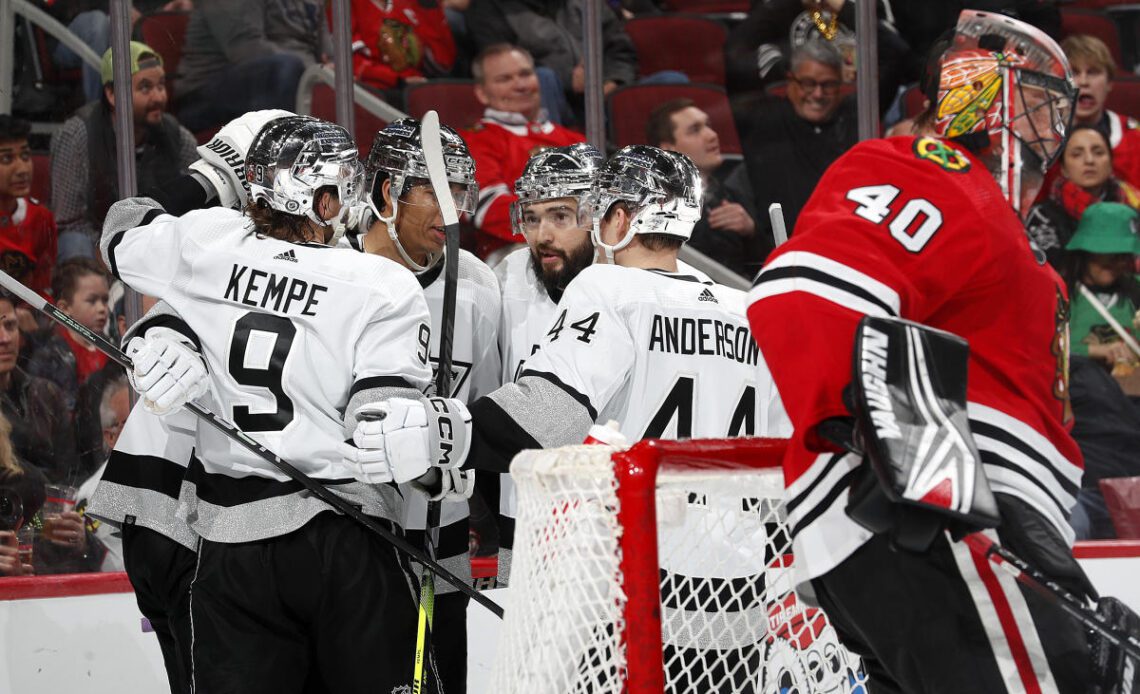 10 observations: Arvid Söderblom pulled in Blackhawks' shutout loss to Kings