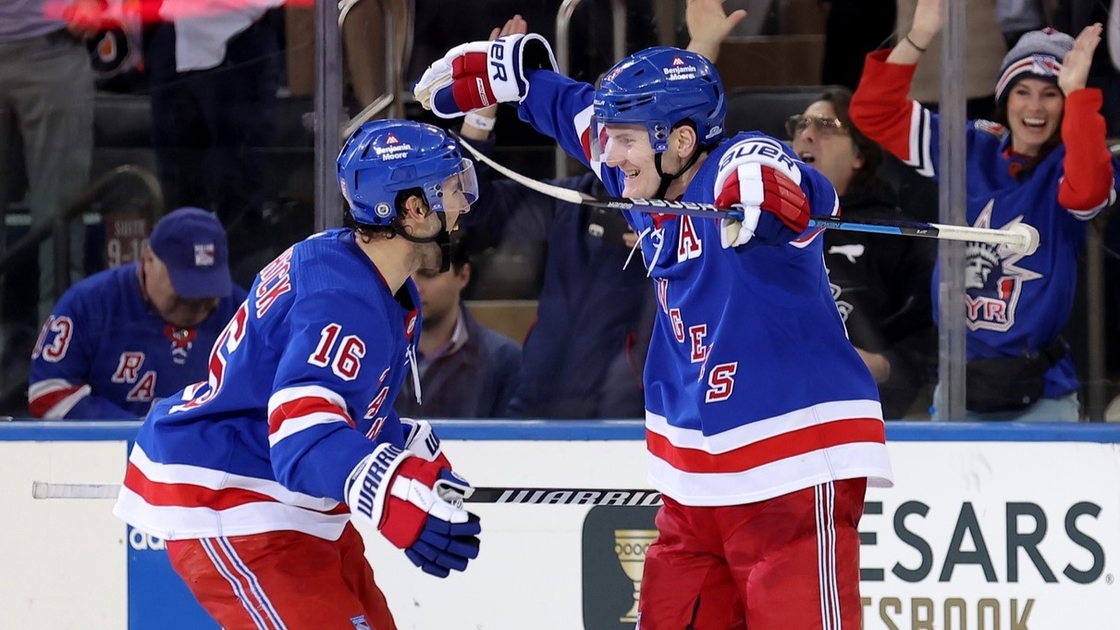 Adam Fox's OT goal lifts Rangers to 6-5 win over Flyers