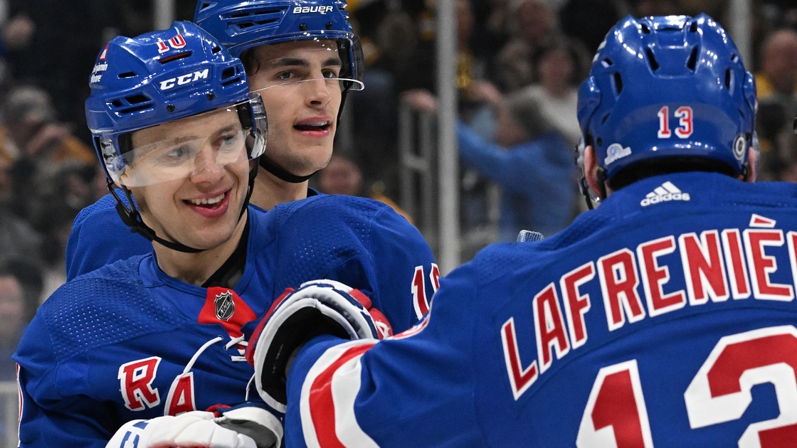 Artemi Panarin's hat trick propels Rangers to 5-2 win over Bruins