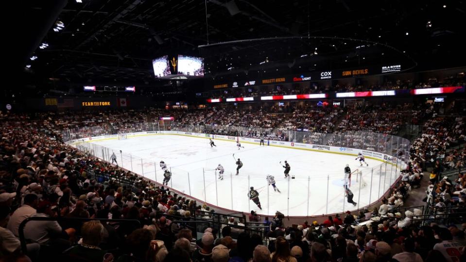 NHL: Edmonton Oilers at Arizona Coyotes