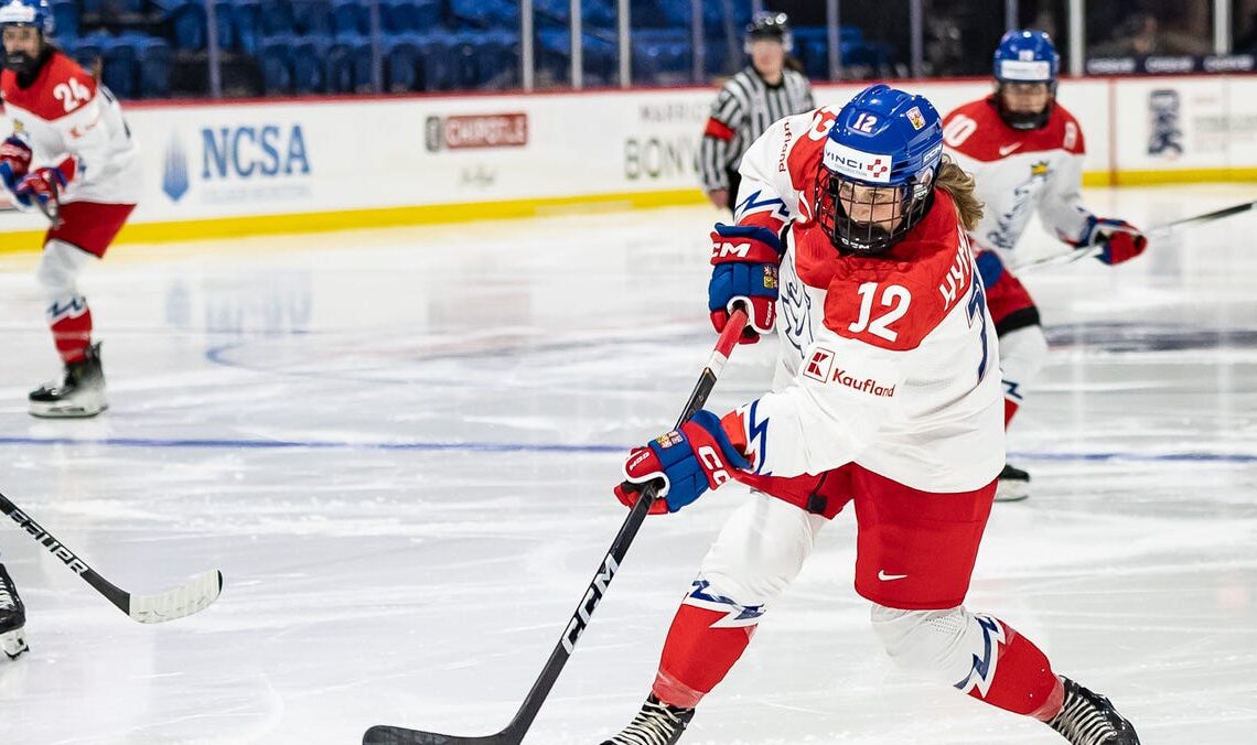 Czechia posts shutout at women's world hockey championship in Utica