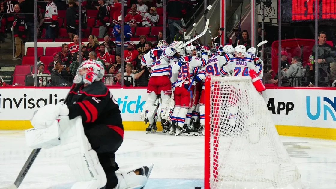 After Hurricanes' late equalizer, Artemi Panarin rises up to challenge and puts Rangers up 3-0