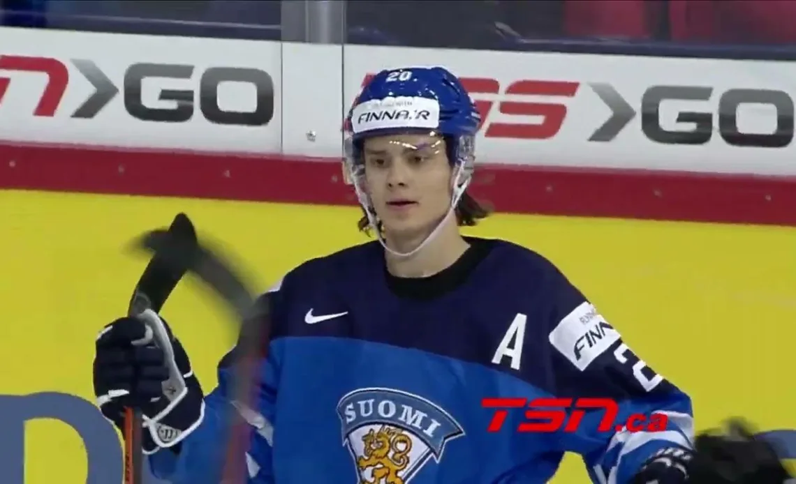 Slovakia vs. Finland - 2016 IIHF World Junior Championship