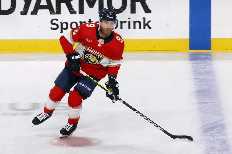 SUNRISE, FL - JUNE 1: Sam Bennett #9 of the Florida Panthers warms up prior to the game against the New York Rangers in Game Six of the Eastern Conference Final of the 2024 Stanley Cup Playoffs at the Amerant Bank Arena on June 1, 2024 in Sunrise, Florida. (Photo by Joel Auerbach/Getty Images)