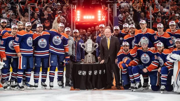 Former Edmonton Oiler Esa Tikkanen puts Stanley Cup rings up for sale