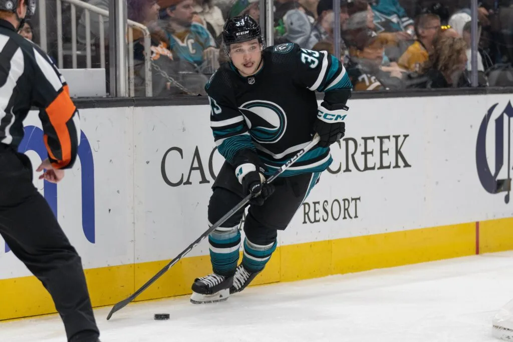 Sharks Expected To Non-Tender Calen Addison