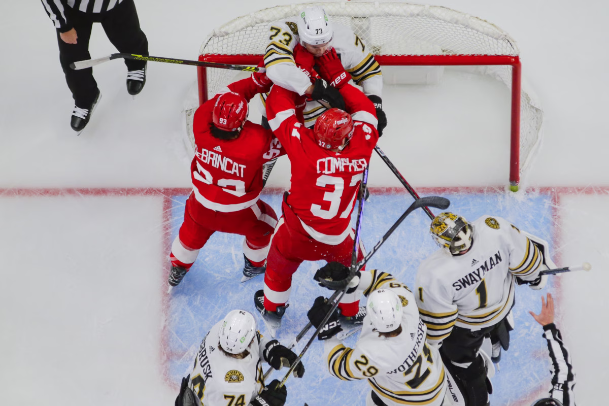 The Hockey News - Detroit Red Wings
