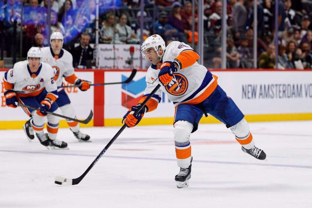 Snapshots: Islanders, Marchment, Kaprizov, Roest
