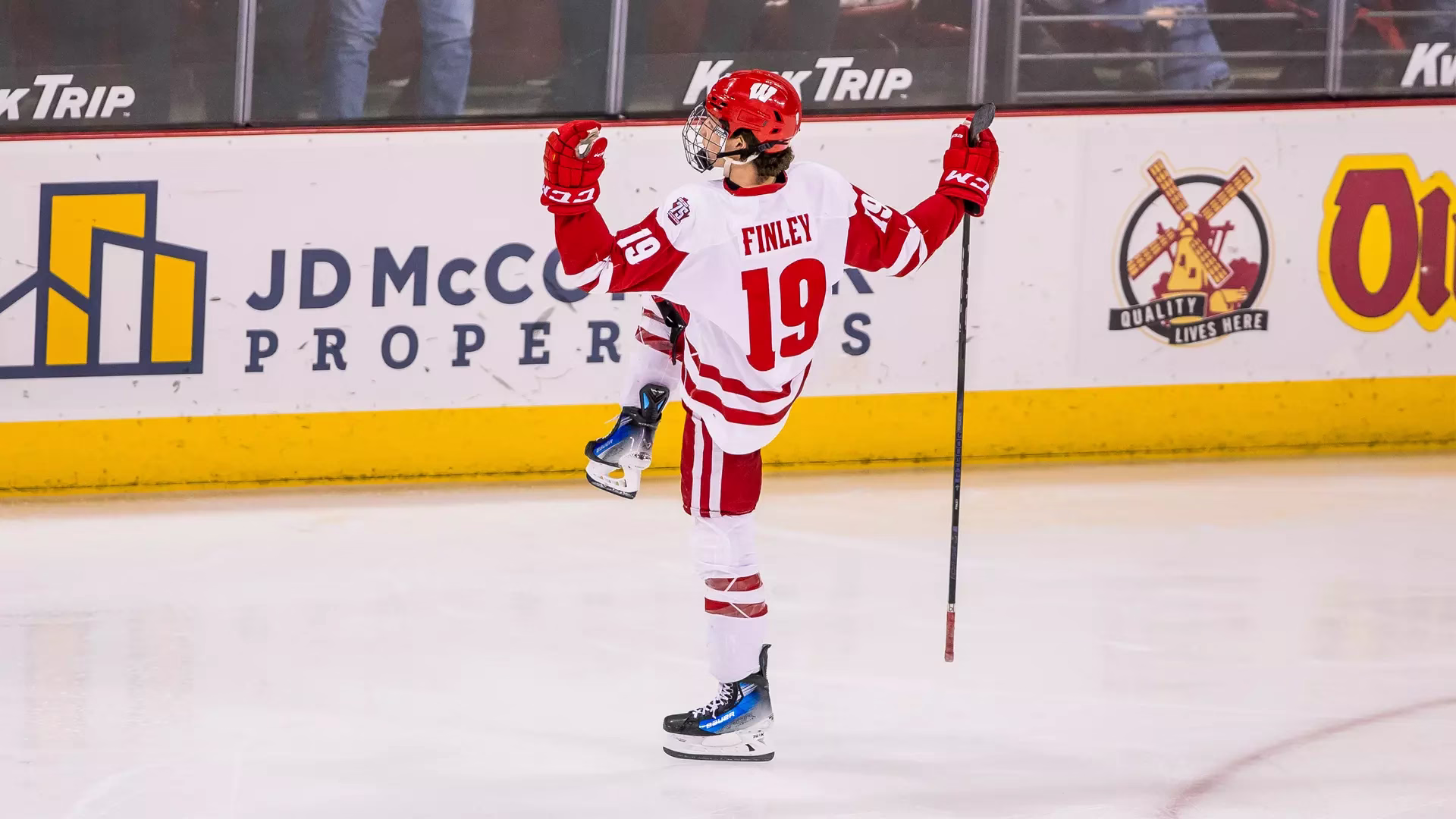 Two Badgers named Big Ten Stars of the Week