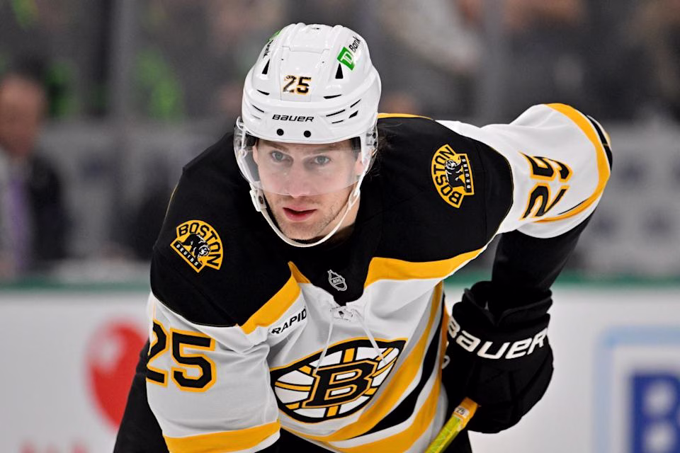 Nov 14, 2024; Dallas, Texas, USA; Boston Bruins defenseman Brandon Carlo (25) in action during the game between the Dallas Stars and the Boston Bruins at the American Airlines Center. Mandatory Credit: Jerome Miron-Imagn Images