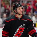 Vitek Vanecek stops 21 shots in Panthers debut