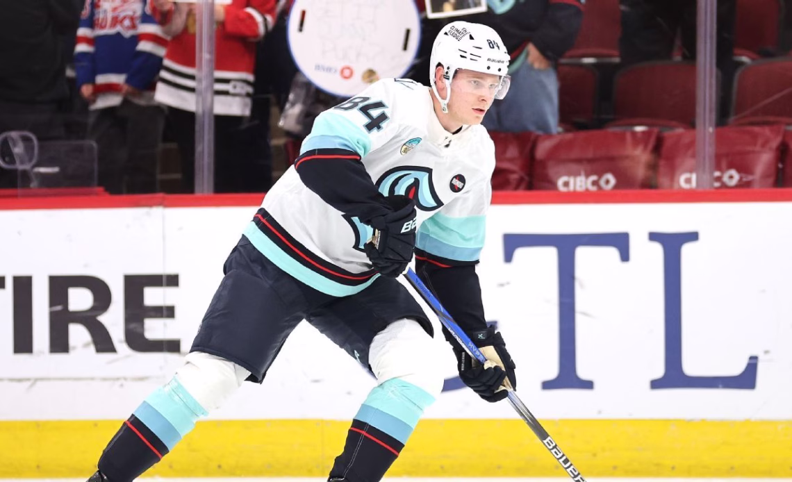Kraken sign forward Kaapo Kakko to three-year contract